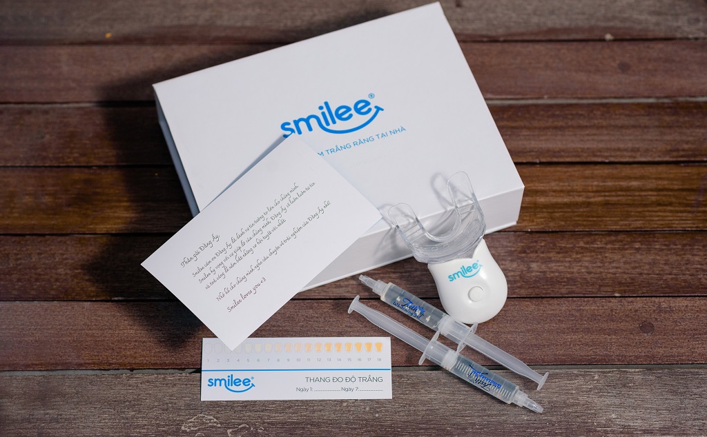 Giới thiệu về bộ kit tẩy trắng răng Smilee